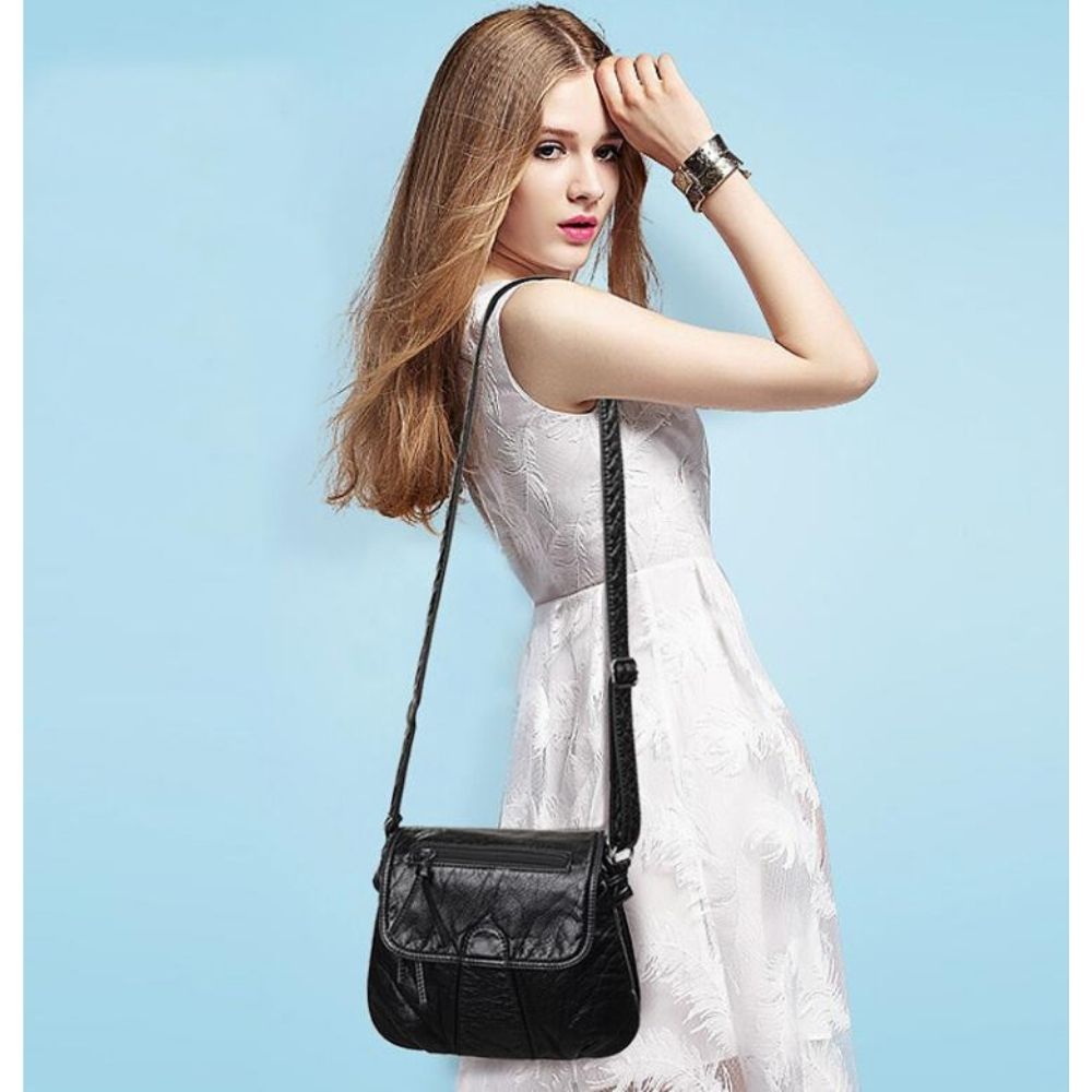 Perla Leather Bag