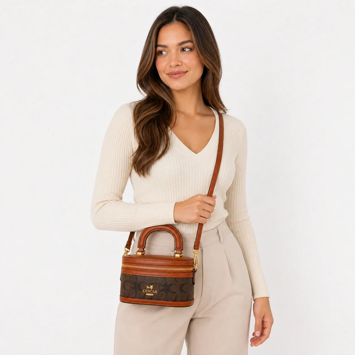 Mini Round Box Bag — Ines